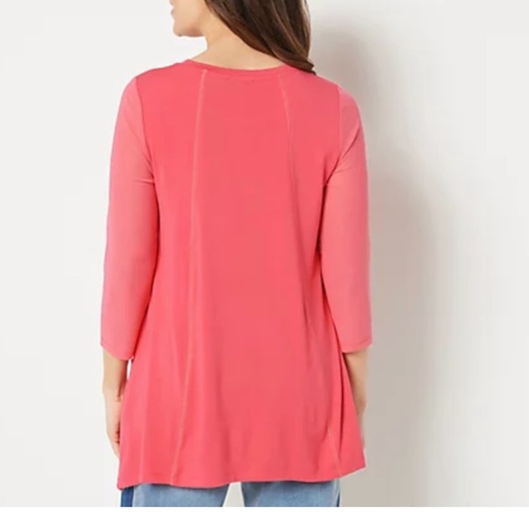 LOGO by Lori Goldstein Rayon 230 Top with Mesh 3/4 Length Sleeves Black Medium - Picture 6 of 6